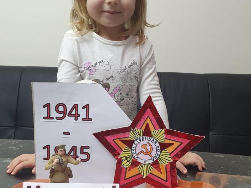 Лащ Ксения